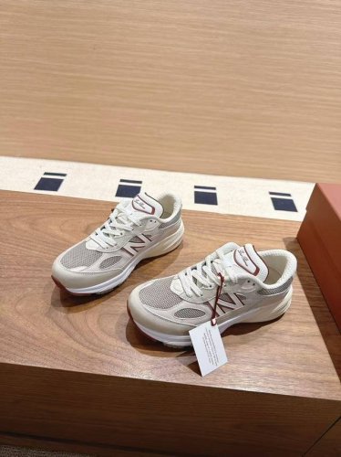 长期稳定供货 Loro piana联名Nb990V6系列情侣款运动鞋 原版1:1开发。广州顶级版本 不是市场普通货 真材实料。随便对比 Lp联名这个系列今年一双