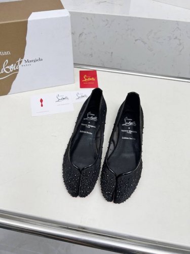 工厂P价 女装女鞋 运动原单 Cl X Maison Margiel联名 隐形增高2Cm 最新款分趾单鞋 原版1:1开模，历经九九八十二天楦头的调试，终于出大货