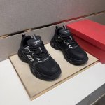 出厂价pp 菲～ 男士休闲鞋，2025Z柜同步发售 码数:38-44# 2个颜色鞋面选用多材质拼接网布内里，舒适透气，鞋底：原版舒适耐磨大底，实物拍摄实物更赞