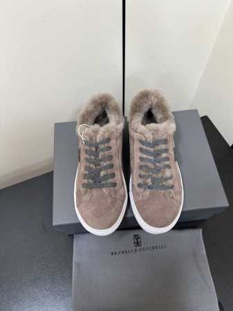 Brunello Cucinelli 新款BC经典休闲鞋运动鞋系列单鞋 BC是意大利知名品牌，极简主义风格，复古又高级！简约又大气，属于非常耐看的款式！高级百搭 - 点击图像关闭