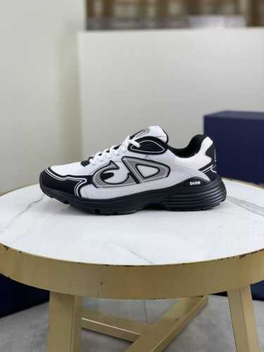 工厂p价p 顶级品质 Dior迪奥男款 B30低帮运动鞋联名系列 本季全新推出的这款B30低帮运动鞋是该系列的旗舰款式之一。采用牛皮鞋面拼接网眼织物和白色科技面