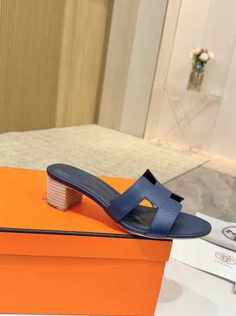 爱马仕Hermes，真皮大底 出厂价 顶级版本！原版开发 鞋面：牛皮 内里垫脚 羊皮 大底：意大利真皮大底 跟高：4.5Cm 码数：34-43注 34 41 4 - 点击图像关闭