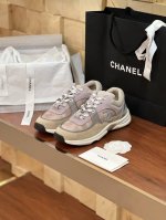 Chane 早春sneaker系列休闲鞋经典菱格运动鞋板鞋 火爆全球百搭神鞋 顶级原版复刻 老外订单精工手作高品质▲ 鞋面进口原版牛猄绒面皮泡棉内衬立体浮凸lo