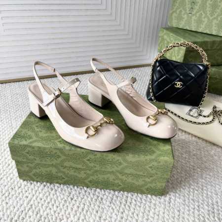 Gucci古奇GG马衔扣粗跟凉鞋 牛漆皮 真皮底 跟高:9.5cm 和5.5cm 正码:35-39订做34.40.41. - 点击图像关闭