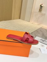 爱马仕Hermes，真皮大底 出厂价 顶级版本！原版开发 鞋面：牛皮 内里垫脚 羊皮 大底：意大利真皮大底 码数：34-43注 34 41 42 43 码定做