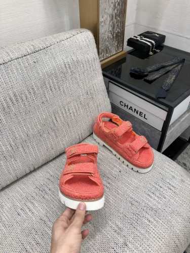 出厂价 顶级 品质2024K毛毛魔术贴凉拖鞋 SIZE：35-41 41定做不退换 原版包装配套