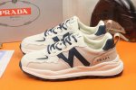 工厂价 高品质 Prada 普拉达新款上市著名奢侈品牌，专柜同步更新，意大利男鞋时尚杂志季刊封面主推款！鞋面采用意大利进口牛皮搭配透气网布面料制作，透气网布内里