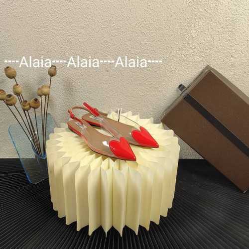 RMB 阿莱亚 Alaia Hot item promoted on Xiaohongshu AlAIA Introducing the Heart Flat