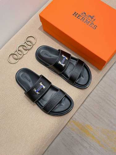 工厂价 新色，中底全包，全新改版 Hermès 包装升级，版型做工材料升级。 市场最高版本纯手工鞋 顶级产品爱马仕拖鞋 202早春新款原版一样， 师傅级纯手工打