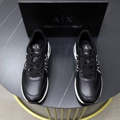 品牌：阿玛尼ARM NI 标准码：39–44 38、45定制 等级：官网同款 材料：原版牛皮面 舒适内里 轻便耐磨大底 款式类别：男士时尚休闲鞋 跑步 运动鞋
