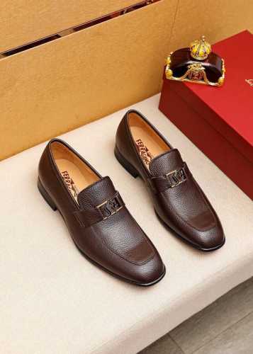 商品商标：Ferragamo 菲拉格慕 休闲皮鞋 正码码数: 38-44 45订制 商品材料：精选 进口头层荔枝纹牛皮鞋面+奢华五金扣，进口水染牛皮内里。强烈立