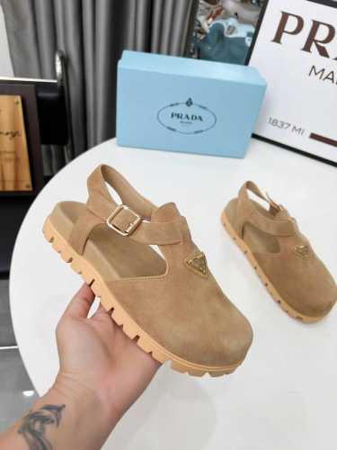 PRADA 25ss普拉达经典三角标乐福鞋系列 简约极致 size：35-42 工厂价