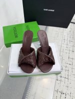 Bottega Venetabv Blink系列纽结编织饰带高跟凉拖鞋 Ins 小红书巨多网红明星上身 真的太美了高级穿着又仙女 简约时髦又有设计感而且非常非常