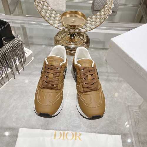 出厂 Dior 迪奥 2024秋冬新款 C‘est摩登情侣款运动鞋 明星同款厚底系带休闲跑鞋 CD立体字母logo拼色老爹鞋 市面顶级高端版本 材质:鞋面进口定