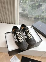 所见即所得G130代购级Dries Van Noten DVN 马拉松复古德训鞋Dries Van Noten 2025春夏系列，设计师通过改造、扭曲和颠覆经典