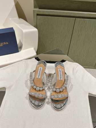 Aquazzur* 菠萝早春专柜新品仙女时装鞋系列，大量上新同步官网全系列均可定制龙年主打一个火爆，全网各大网红纷纷开秀，绝美的穿搭系列！ ★★★★★ 鞋面 原 - 点击图像关闭