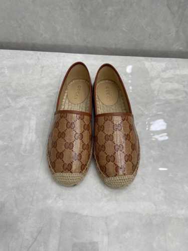 P210 Gucci 最新颜色淋胶渔夫鞋，原版1:1 开模橡胶注塑一体麻底，平底休闲，而且很好搭配 上脚超舒服，面料：进口特殊材料，内里 垫脚羊皮。码数：35一