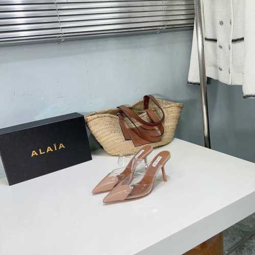 高品质出厂 ！小众潮牌独最新爆品小红书火推 Alaia25春夏经典新款爱心胶片尖头细跟后空凉拖系列推出 无数的名设计师都把他看作“Designerofdesig