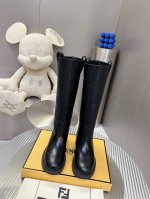 压纹顶级版本 Fend*i芬迪新款W F压纹骑士靴 老花织物高筒长靴 鞋面：小牛皮 内里：羊皮内里 鞋底：原版橡胶底 跟高：4cm 码数35-39
