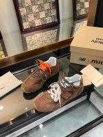 mium*u x new balance联名款运动鞋 原版精准cp！鞋型无限接近，精细工艺制作 年度zui火爆的款式，不需要多说，各种网红明星上脚秀 面料材料牛