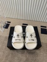 Comehearts 24Ss 今夏最流行的懒人拖鞋 韩版潮流夏季时尚半拖 高端大气上档次外 更适合懒人族们 一脚蹬就穿好了 都不用动下手 方便快捷 橡胶一体成