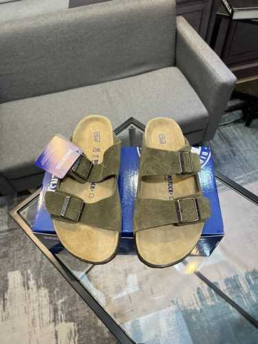 独家实拍 顶级版本 24Ss情侣德国birkenstock勃肯boston真皮包头软木拖鞋博肯沙滩情侣拖鞋 多色选择！ 专柜包装！ 鞋面：原版牛皮京 垫脚牛皮京