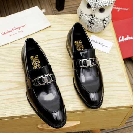 菲拉格幕 Ferragamo 新款男士休闲套脚鞋官网原版1:1开模，原单品质做工精细，高端奢华鞋面采用进口意大利头层牛皮奢华皮内里橡胶耐磨防滑大底，穿着透气舒适 - 点击图像关闭