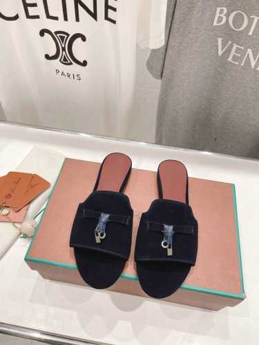 高版本出厂 Loro Piana* Lp 诺悠翩雅2025Ss春夏新款拖鞋 市场顶级品质 极简高级大方～高级而舒适的气息～ 夏天当然就得美美哒～ 上脚柔软舒适度
