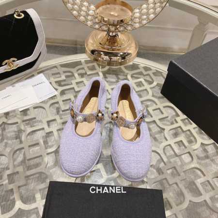 冲量价: CHANEL 2024秋季单鞋最新款 欧洲代购&香奶奶家新款时尚最新版面 散发持久魅力的小香单鞋～原版开发支持市场任意对比所谓线条流畅自然 做到恢复原 - 点击图像关闭