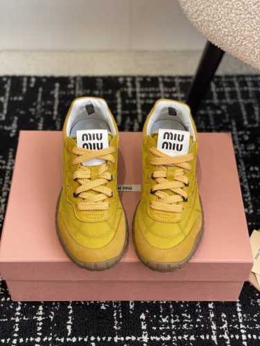 代购级 全新升级原版开模 Miumiu 缪缪 25Ss 春夏新款 饼干鞋 阿甘鞋休闲运动鞋 Miumiu最新爆款 前卫大胆的设计，Miu Miu风格融于此款厚底