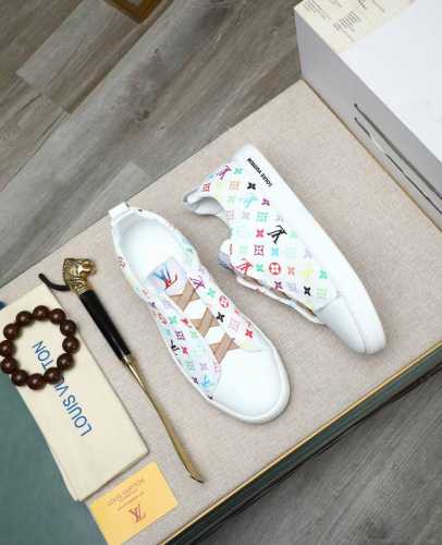 出厂价P Louis Vuitton 路易威登官网同步新品米兰时装走秀款Lv家标志，大咖风范，时尚潮人必备头层小牛皮真皮内里官网原版特供大底码数38-44