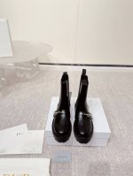 工厂p价 Dior Chrono 迪奥一脚蹬机车短靴. 高版本24Ss年度专柜新品. 原版购入. 原版开发1:1做货.. 鞋面耀眼百搭汤金Cd Logo别出心栽