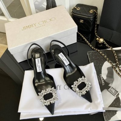橙子出厂价p jimmy Choo 周仰杰 Jc水钻扣尖头高跟凉鞋 高跟鞋 细跟单鞋 鞋面原版真丝水晶钻扣 名媛气质百搭款 上脚舒适做工精细 跟高 6Cm 8C