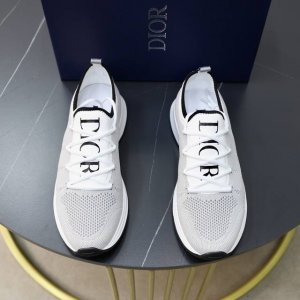 出厂价 顶级原单 Dior 迪奥 -高端品质 原单 -鞋面：进口双层针织、鞋舌品牌塑胶logo -内里：垫脚；柔软 高韧性布匹 -大底：超轻tpu发泡 橡胶：双