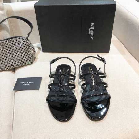 270 永恒经典，爆款爆价！ Saint Laurent 圣罗兰 Ysl爆款高跟凉鞋。金属Logo凉鞋顶级品质，鞋面进口牛漆皮 牛皮，垫脚羊皮，意大利真皮大底。 - 点击图像关闭