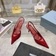 PRADA 普拉达 24 出厂价 专柜走秀款尖头凉鞋 三角扣标 高跟 早春走秀款！鞋面：高定制漆皮面料 内里：进口水染羊皮大底：原版意大利真皮大底 跟高：7.5
