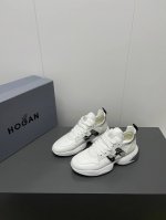 出厂 新品系列款 HOGAN Interaction 目前最抢手老爹鞋火遍娱乐圈 杨幂 娜扎 宋祖儿等众多明星同款奢潮运动鞋 上脚很舒服！原版开模，1:1顶级复