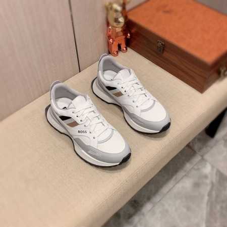新款 厂价 Boss* 最新爆款休闲鞋，顶端品牌奢侈～代购，顶级～质量。鞋面選用进口透气牛皮材质透气羊皮内里 精细做工。原版个性时尚柔软橡膠耐磨防滑大底，上脚轻 - 点击图像关闭
