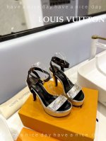 出厂 Loui& Vuitto&路易威登 法国代购新款驴牌 春夏首选 驴牌 巴黎代购款独家新款顶级版本 质量超级美爆 拼色设计 Zp 原版开模 原版扣开模 附带