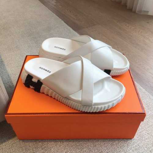 冲量价: 男+20Hermes... a Eclair 2024新款Kelly+爆款系列版型超正，有一定厚度增高显腿长！透体透气舒适的进口牛皮春夏拼色兼具颜值舒