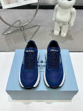 出厂价 ，Prada 225普拉达新品，实力来袭！众多网红同款，时髦百搭Nice单品，意大利专柜代购原版鞋开发，1比1照足原味复刻。今年的主题就是不被定义 通过 - 点击图像关闭