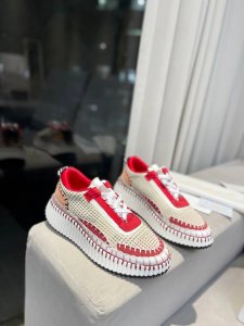 2024春夏chloe 克洛伊nama Sneaker彩虹系列运动鞋、容祖儿和孙怡宋茜明星同款、原材料是可再生物料制作、全手工缝马克线、肉眼可见皆是手工制造、环