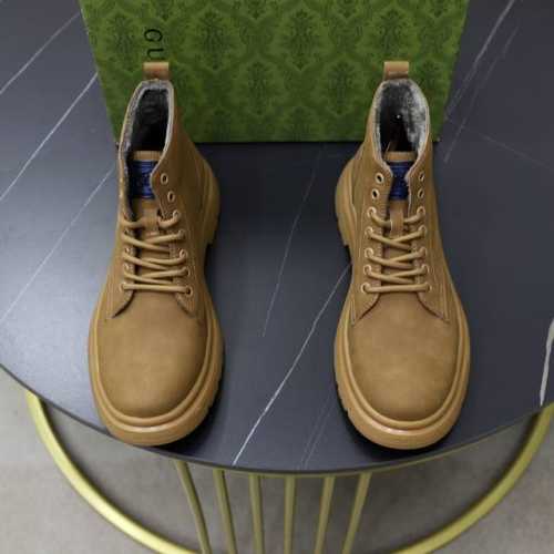 绒毛内里 品牌：古奇GUCCI 标准码：38-44 45订做 等级：官网同款 材料：原版牛皮面 舒适内里 轻便耐磨大底 款式类别：男士时尚休闲鞋 跑步 运动鞋