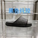 gucci］ Size：40-46 2025古奇男士新款夏季新款男款一脚蹬凉拖鞋 该单品的灵感源自意大利海岸的夏季精神和海滩俱乐部，是 Gucci Lido 的