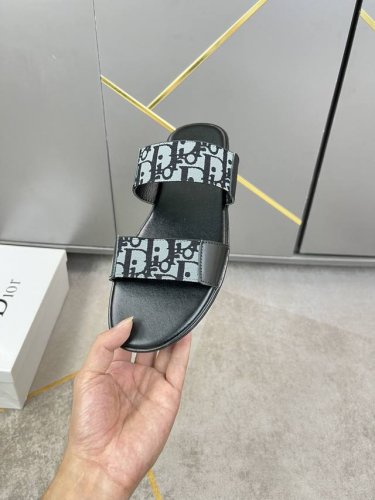 工厂P价P： 男装男鞋 顶级原单 迪奥Dior* 爆款拖鞋，橡胶舒适耐磨大底 原版材质 品牌Logo标准性凉鞋拖鞋，码数：38-44
