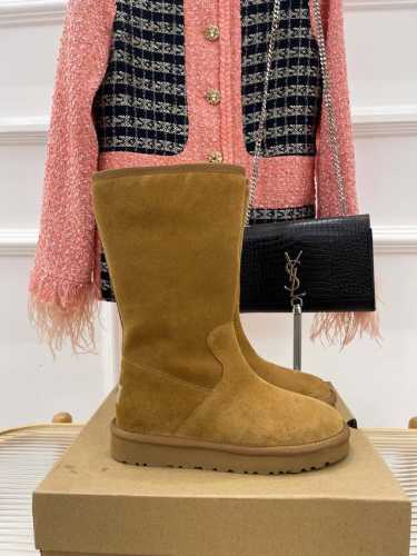 厂价 UGG 22ss秋冬新品雪地靴毛拖 奶呼呼的炒鸡惹人爱呀 隆丰皮毛一体材质，保暖神器！ 顶级品质 尺码35-39 40定制