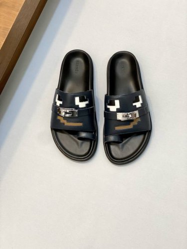 Hermes 新款爱马仕拖鞋，面料牛皮，耐磨防滑橡胶大底。时尚大气 码数：39-44 38 45 46 订做