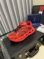 出厂价Pp： Dior 迪奥 -高端品质 原单休闲运动鞋 -鞋面：丝绸小牛皮.高周波品牌图腾、品牌网布布匹、鞋舌塑胶品牌Logo、后跟高周波品牌Logo -内里
