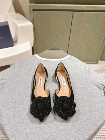 Aquazzur* 菠萝早春专柜新品仙女时装鞋系列，大量上新同步官网全系列均可定制龙年主打一个火爆，全网各大网红纷纷开秀，绝美的穿搭系列！ ★★★★★ 鞋面 牛 - 点击图像关闭