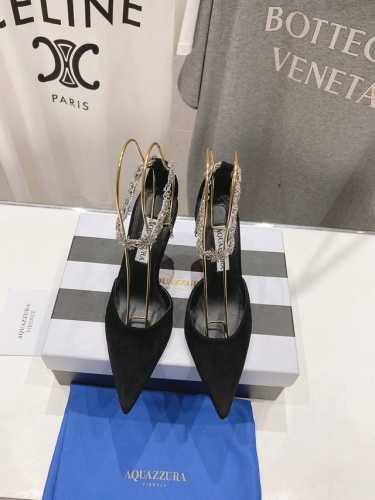 高版本出厂420 Aquazzura～菠萝24Ss 全新水钻高跟鞋凉鞋 市场顶级版本 大热水钻 蹬上瞬间Gossip Girl的感觉 上脚超级有气质 既简洁又时